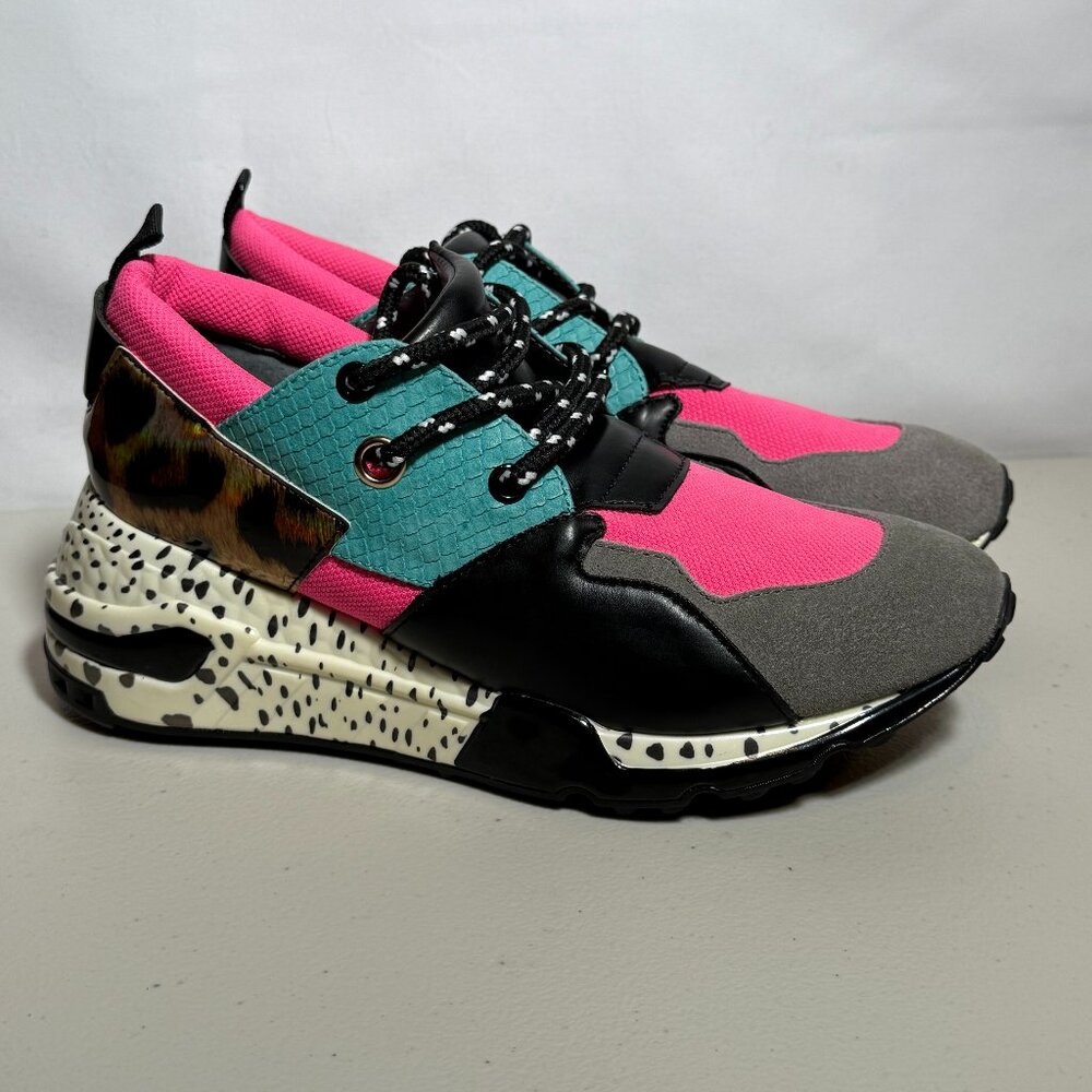 Steve Madden Cliff  Women's Fashion Sneaker, Multi-colored | Size 7.5